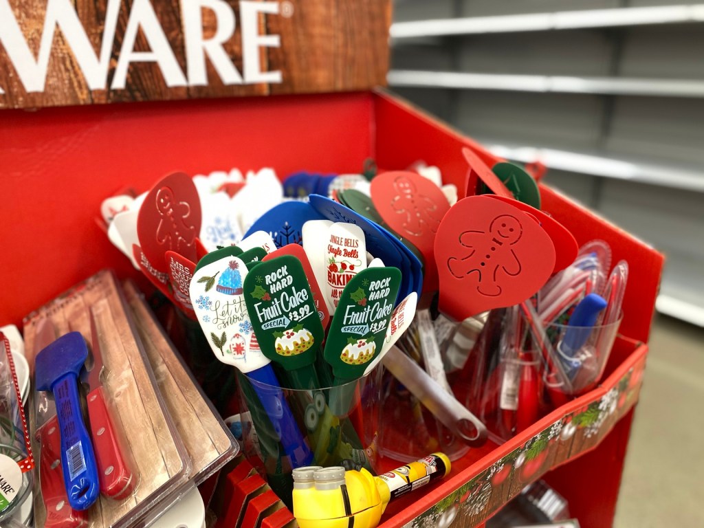 Farberware Utensils in display