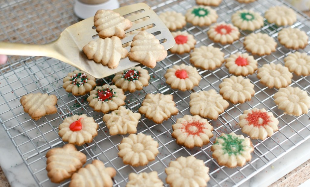 transferring cookies to cooling rack