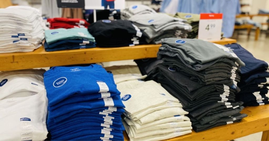 folded on Arizona Men's V-neck T-shirts in-store display