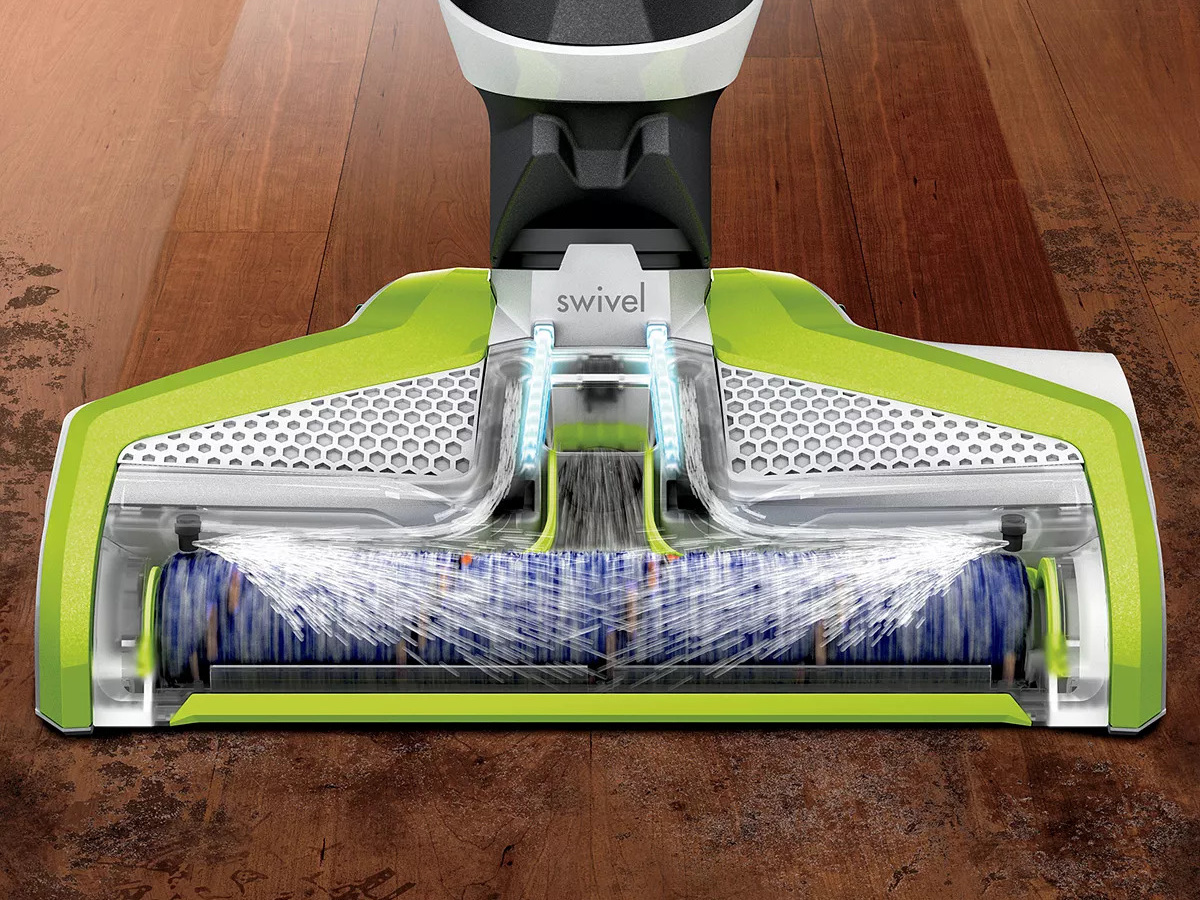 wet dry vac cleaning hardwood floor