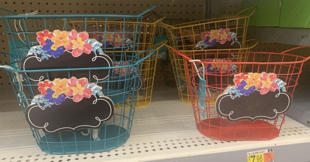 The Pioneer Woman Wire Baskets with Chalkboard Labels on display