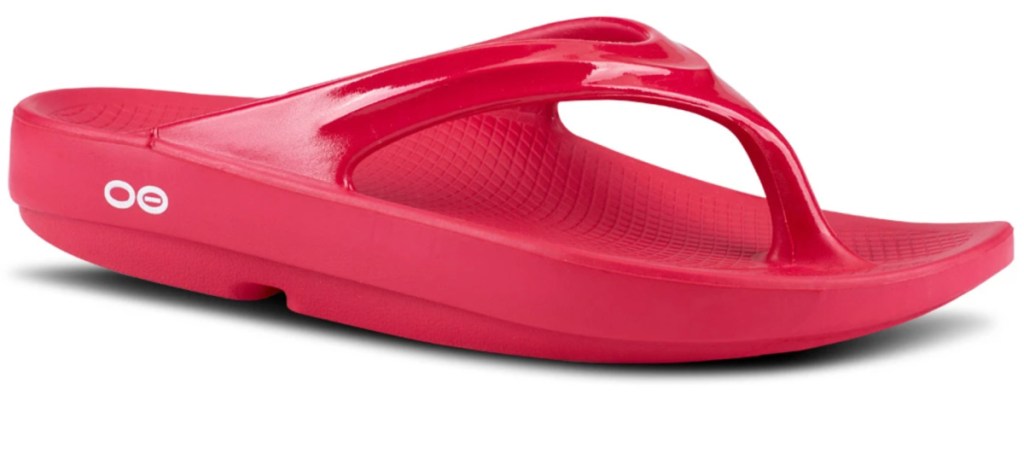 oofoos sandal raspberry 