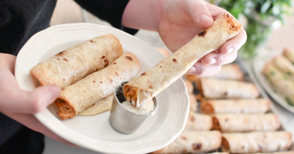 crockpot taquitos dipped in sour cream 