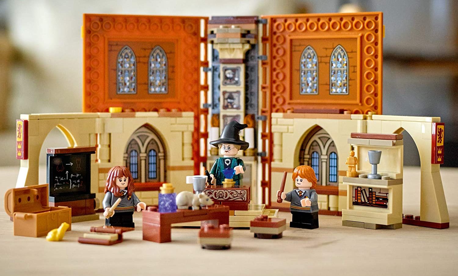 LEGO Harry Potter Hogwarts Moment- Transfiguration Class