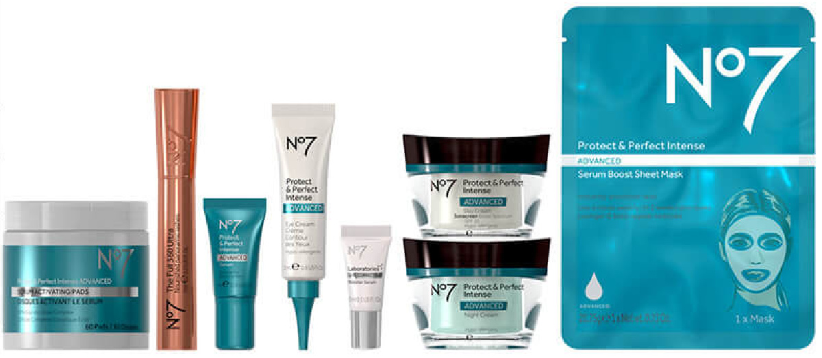 No 7 Star of the Show Skincare Set