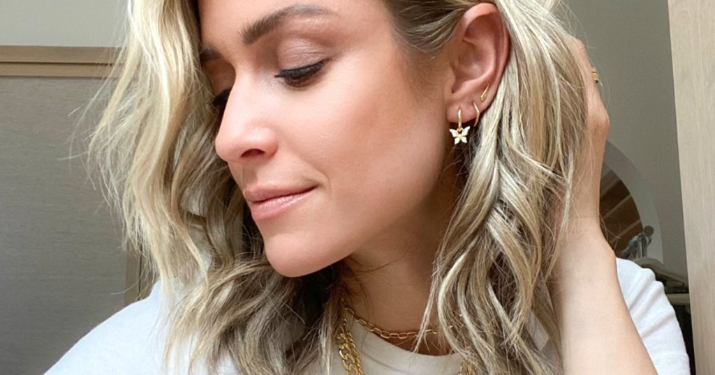 Kristin Cavallari wearing jewelry