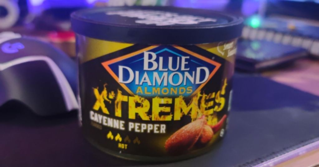 Can of Blue Diamond Almonds Xtremes Cayenne Pepper