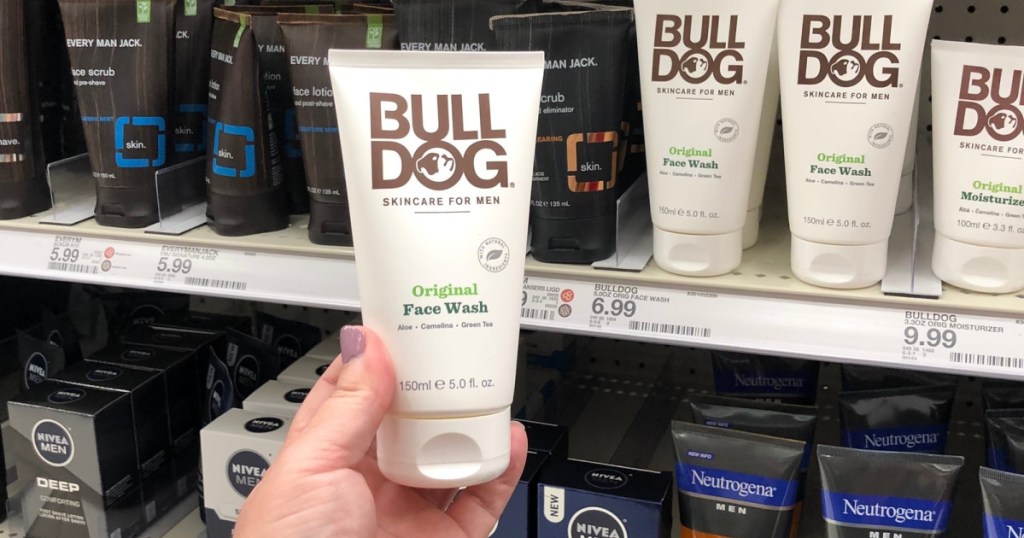 hand holding bulldog face wash