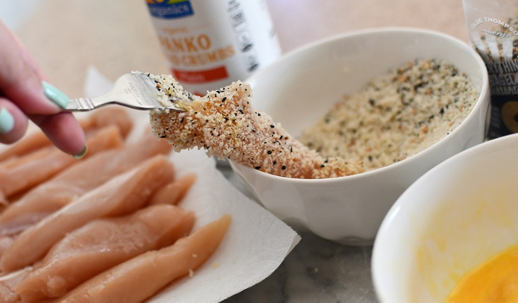 coating chicken tenders in everything bagel seasoning