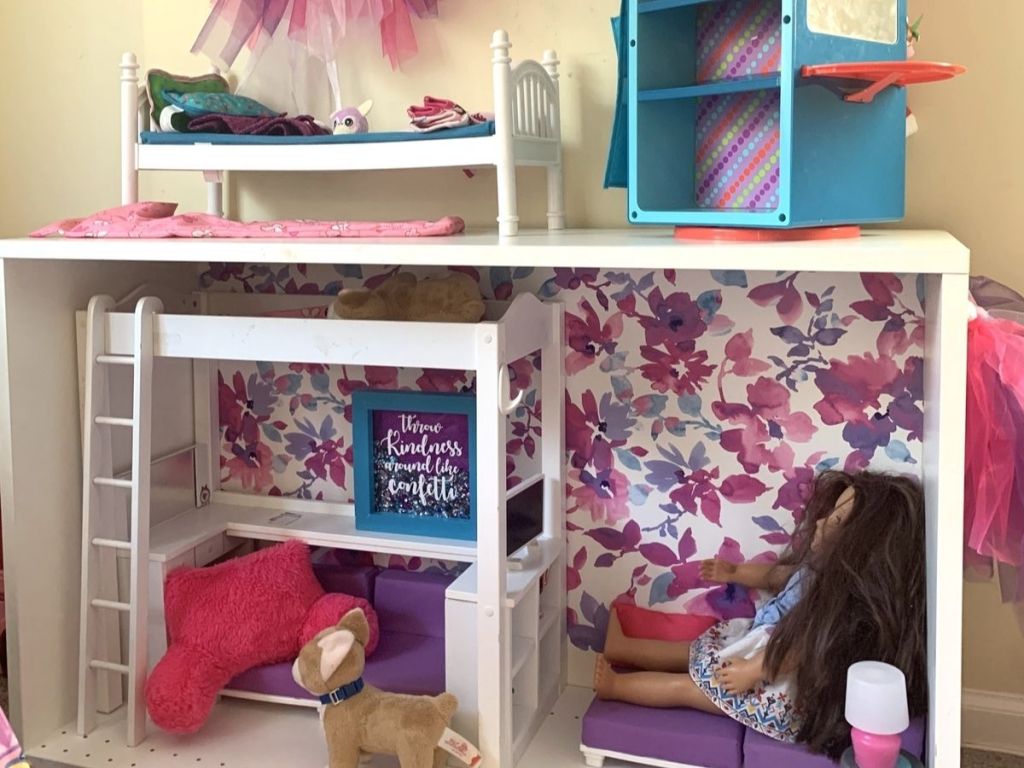 barbie house and accessories and doll