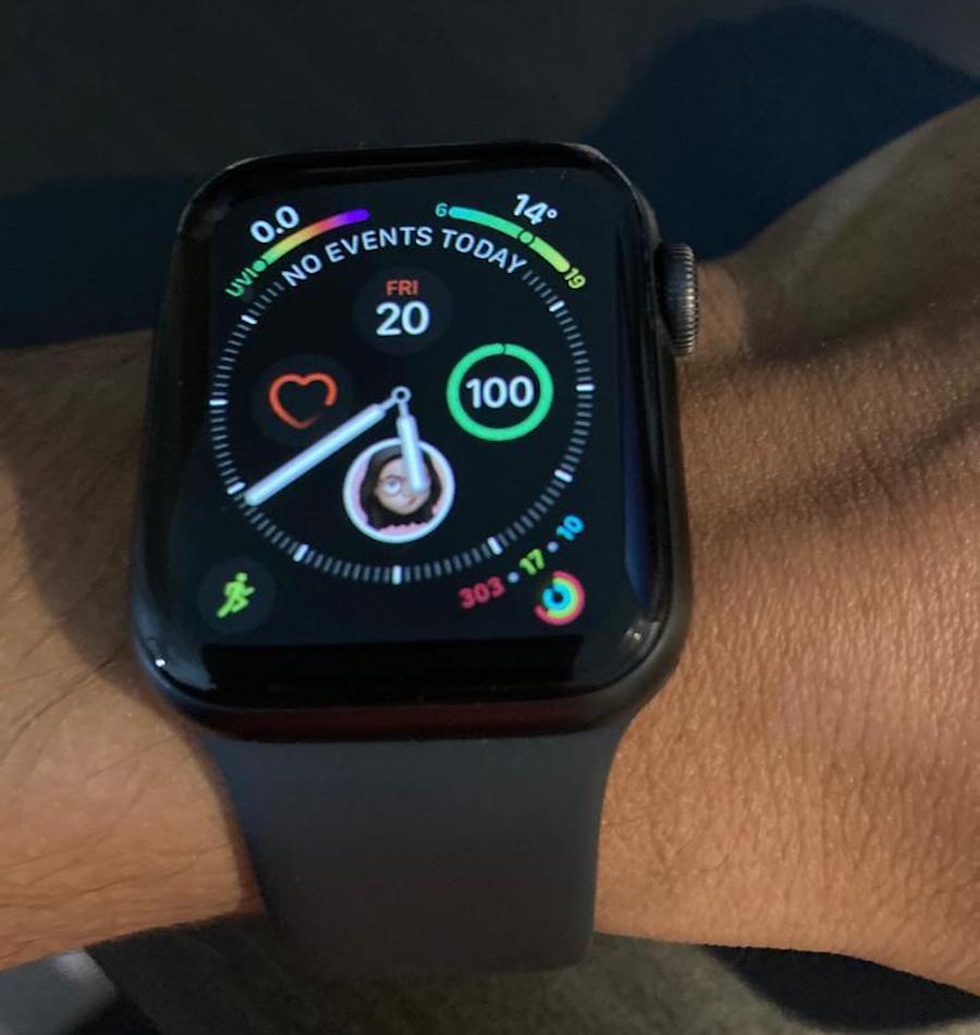 Person wearing Apple Watch Series 6