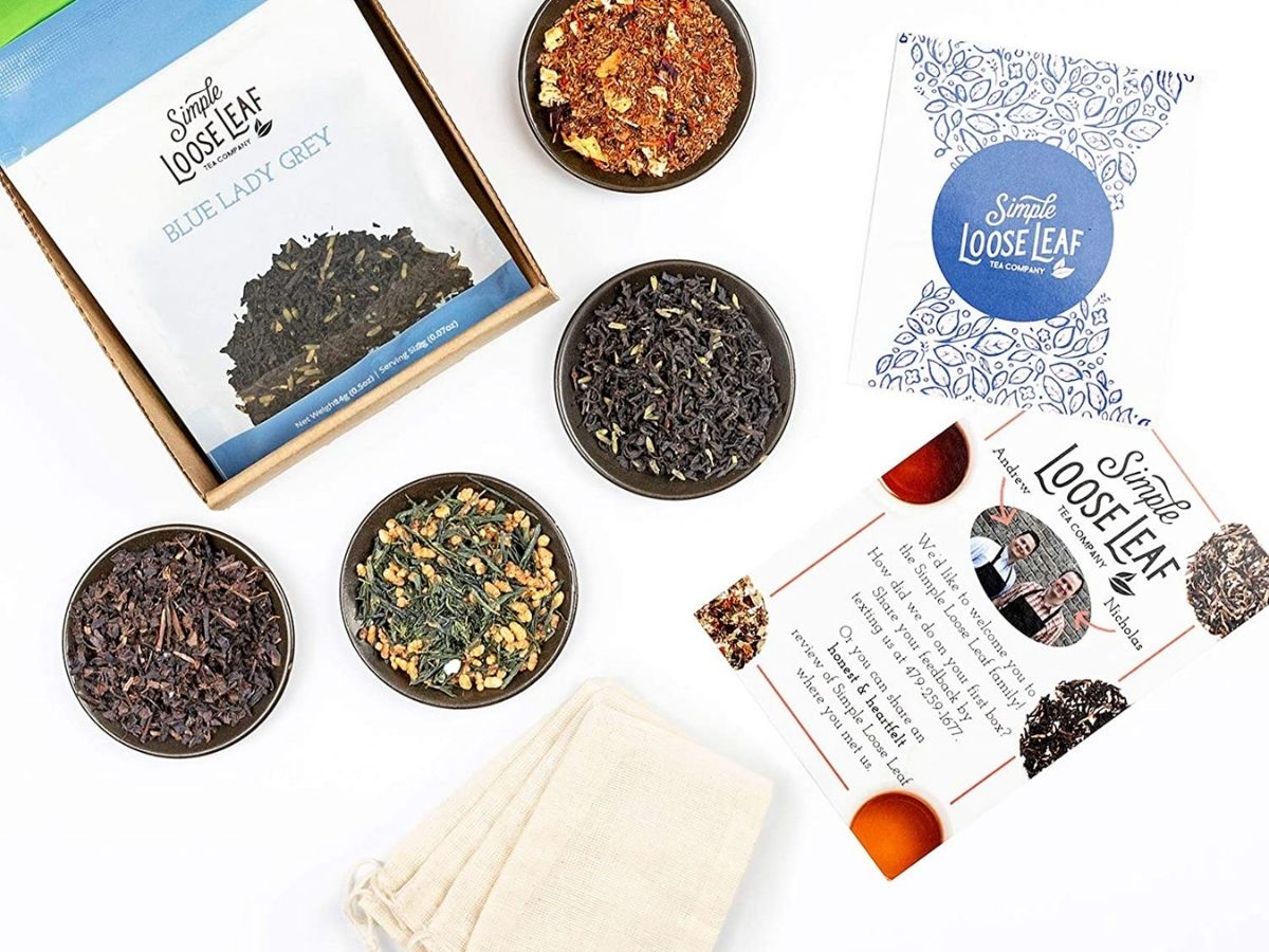 loose tea in cowls and simple Loose Leaf packages