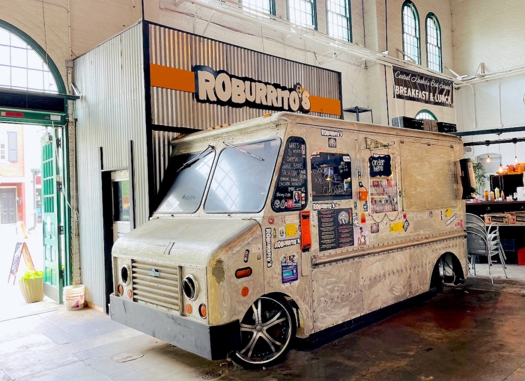 roburritos truck in central farmers market 