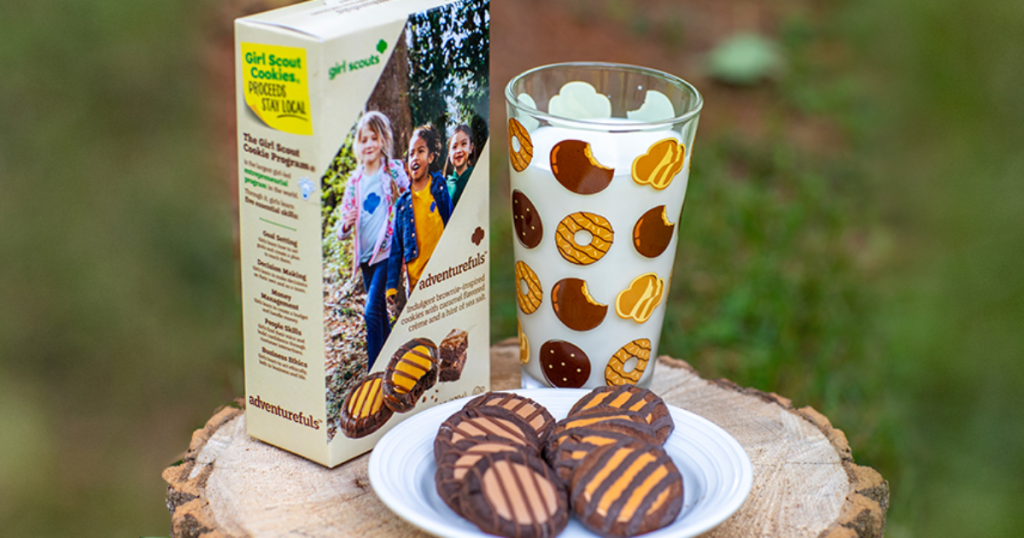 girl scout cookies and milk