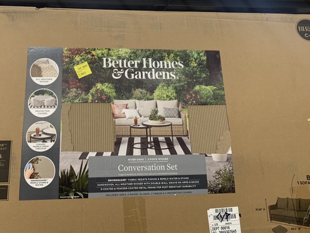 box in store with dining outdoor set in it