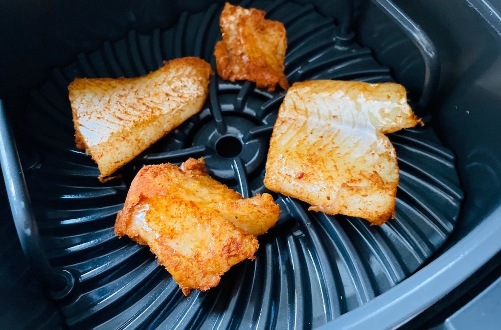 seasoned fish filets in air fryer