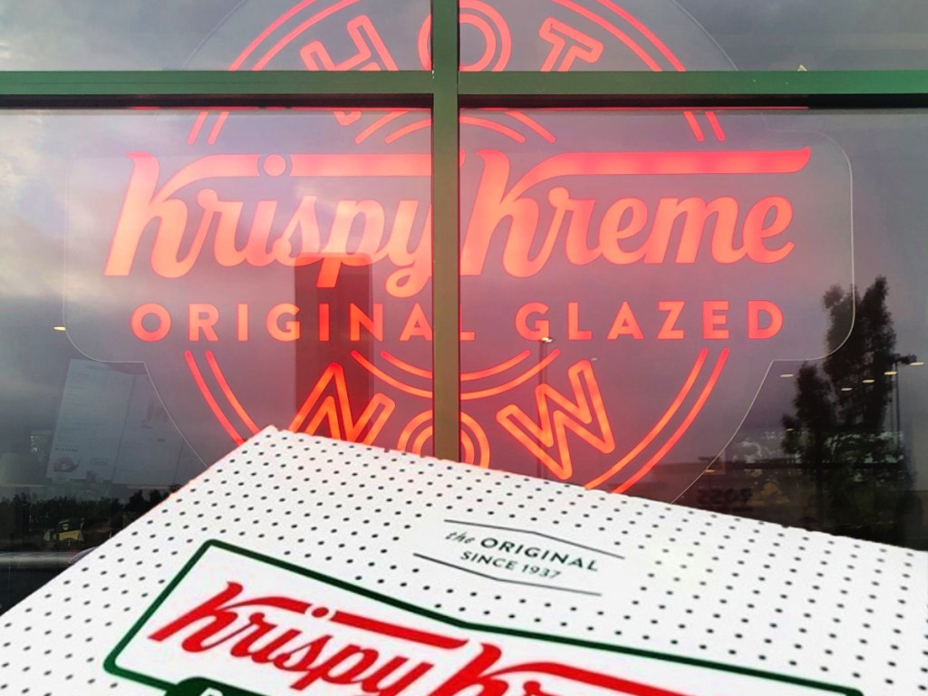 krispy kreme red light and box