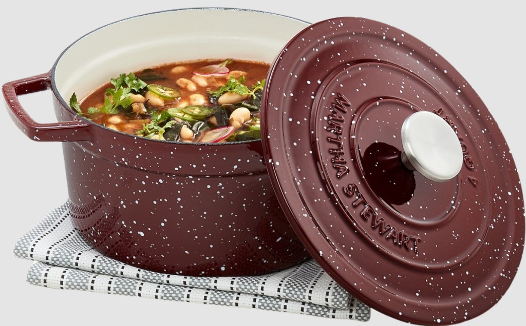 burgundy speckled dutch oven