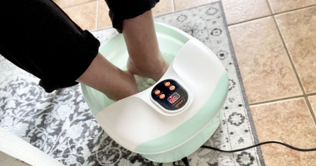 feet in foot bath