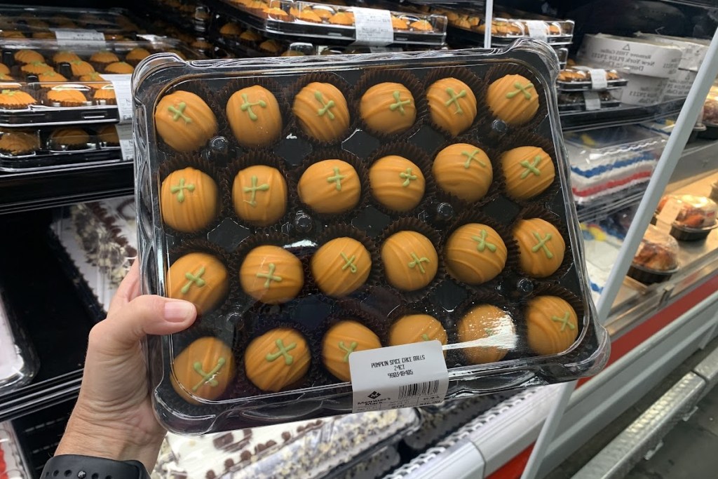 Pumpkin Spice Cake Balls