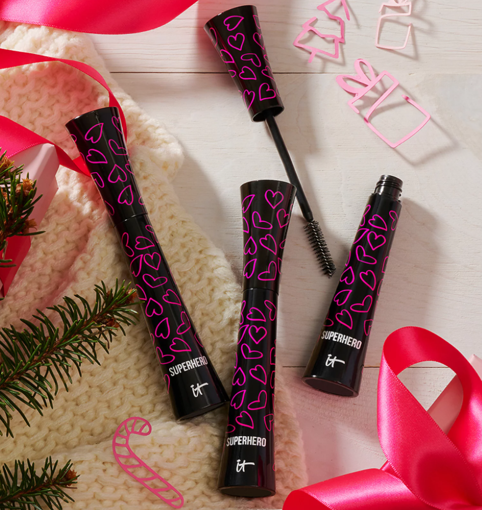 It Cosmetics Superhero Mascaras