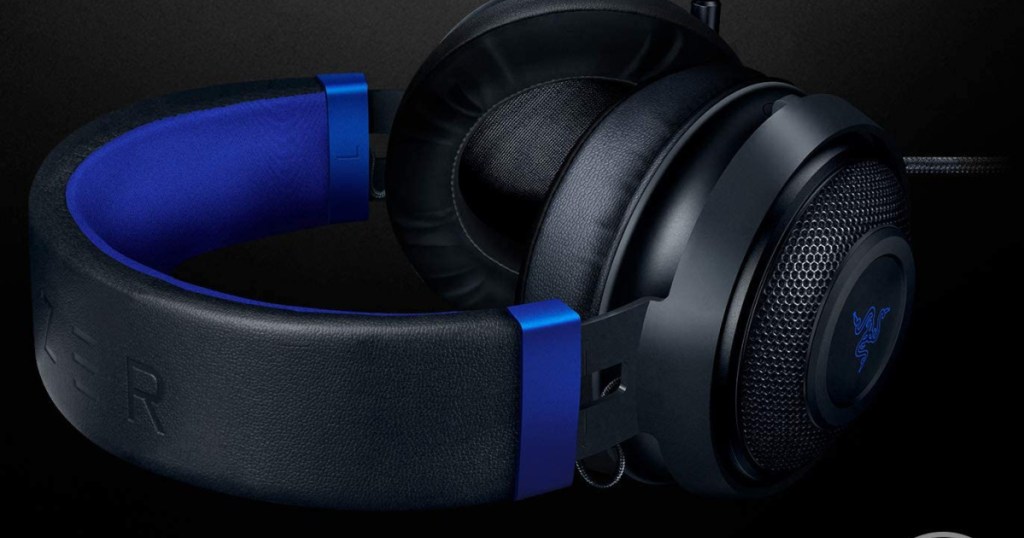 Razer Kraken Gaming Headset in black and blue