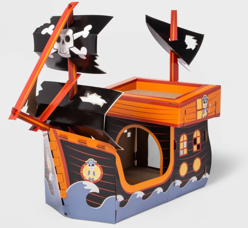 hyde & eek pirate ship cat scratcher