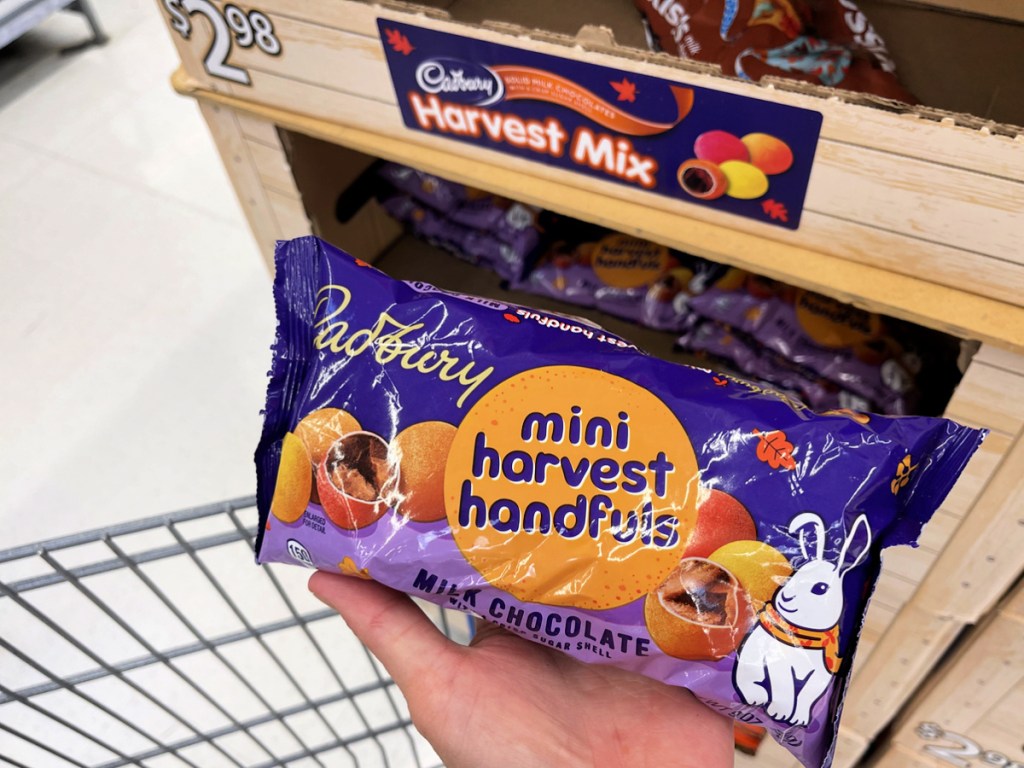 Cadbury Mini Harvest Handfuls Milk Chocolate Mix