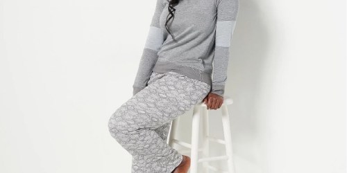 Muk Luks Knit Lounge Set + Smashbox Lipstick Just $33 Shipped | Easy Gift Idea