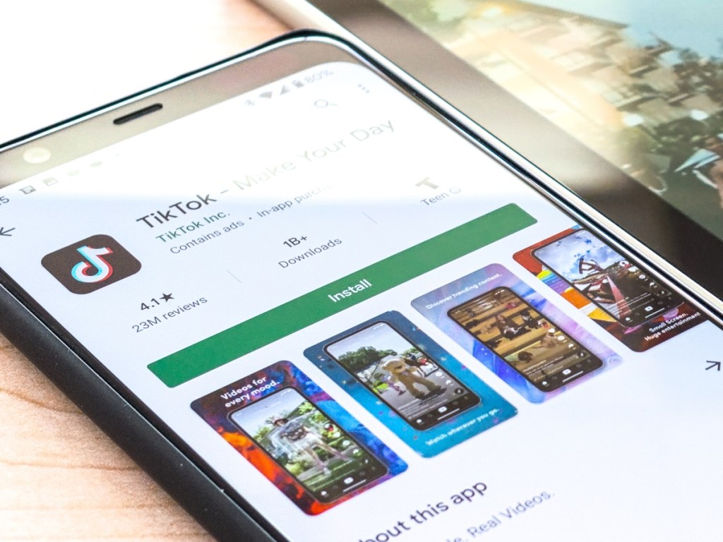 app store showing install screen for TikTok app