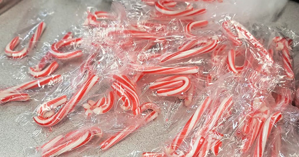 Brach's 260-Count Mini Candy Canes Tub