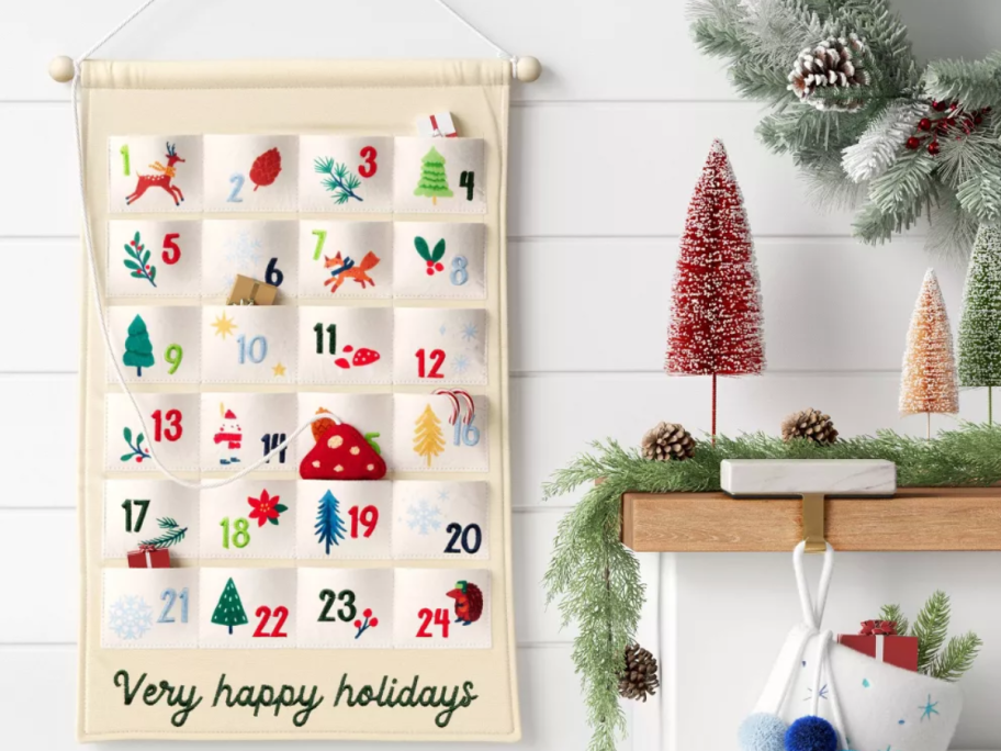 Wondershop 19.75 Fabric 'Very Happy Holidays' Hanging Christmas Advent Calendar