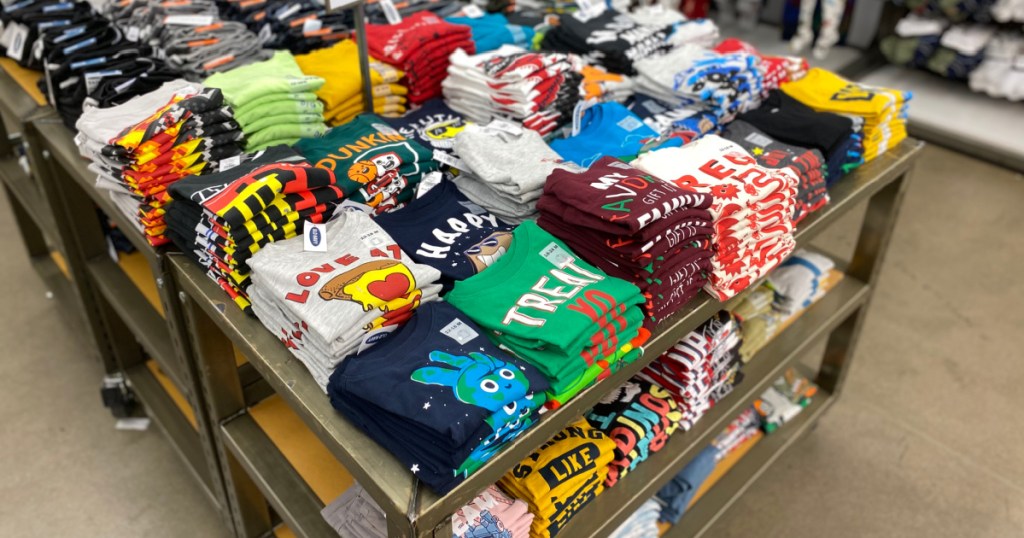 old navy graphic tees in store