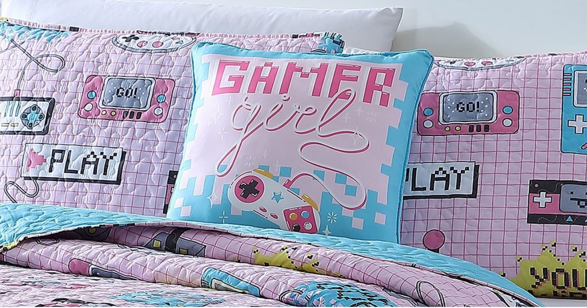 Pink and teal gamer girl sheets bed set.