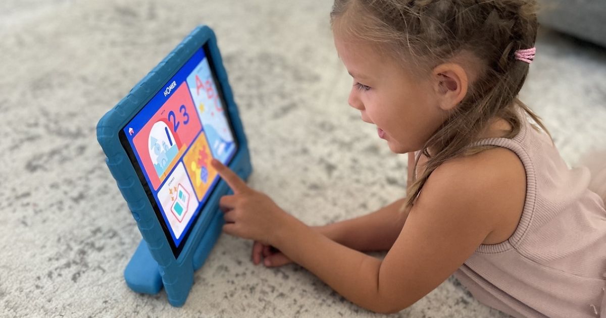 Little Girl using the Homer Learning App