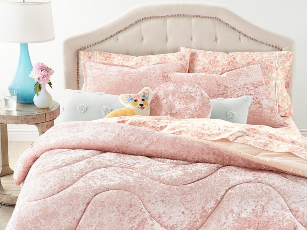 Whim by Martha Stewart Comforter