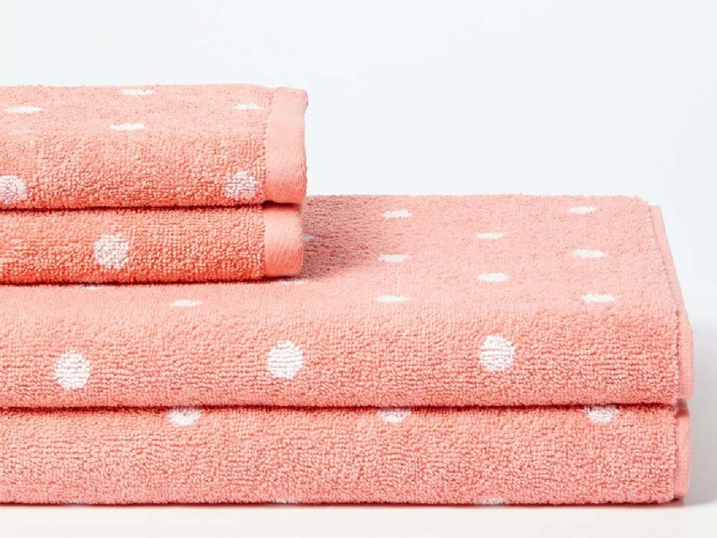 Ginger Pin Dot Four-Piece Towel Set