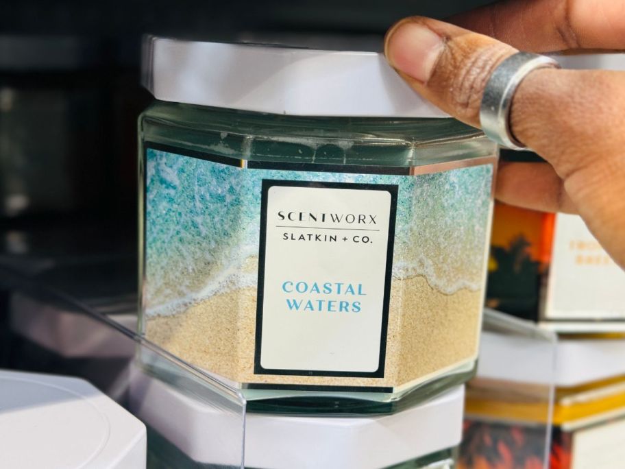 Scentworx Coastal Waters 14.50z Candle on a Walmart shelf