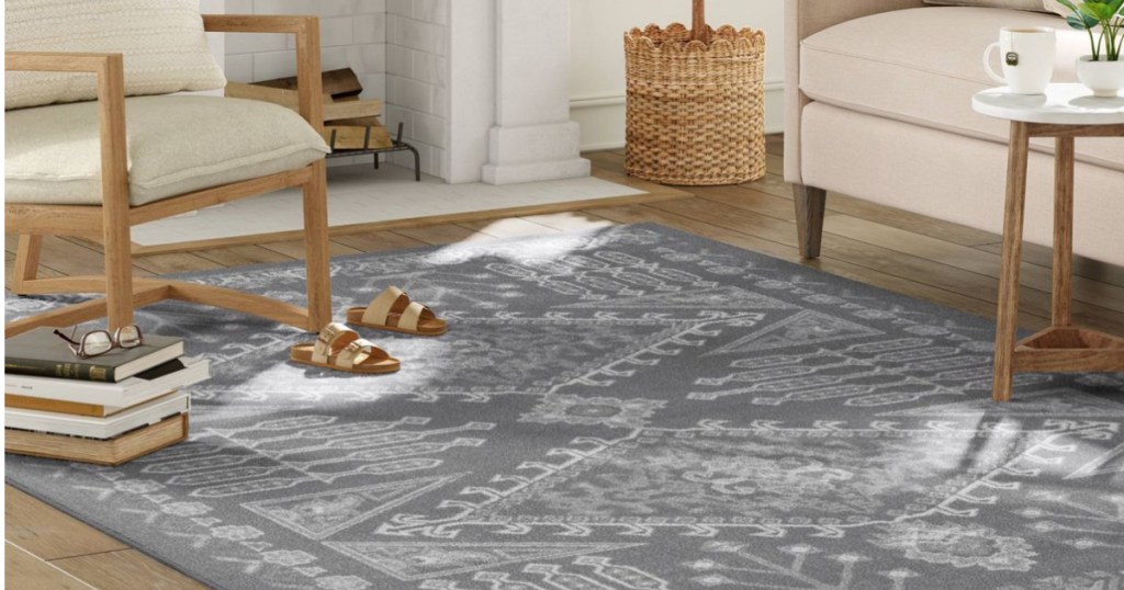 Grey area rug