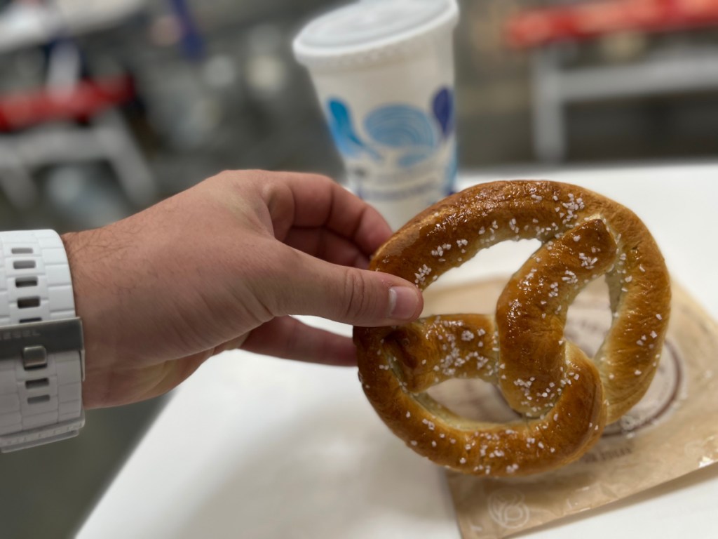 giant pretzel 