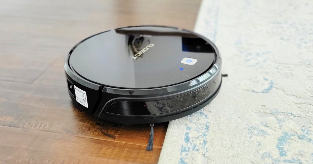 Clobot Robot Vacuum w/ Remote Control