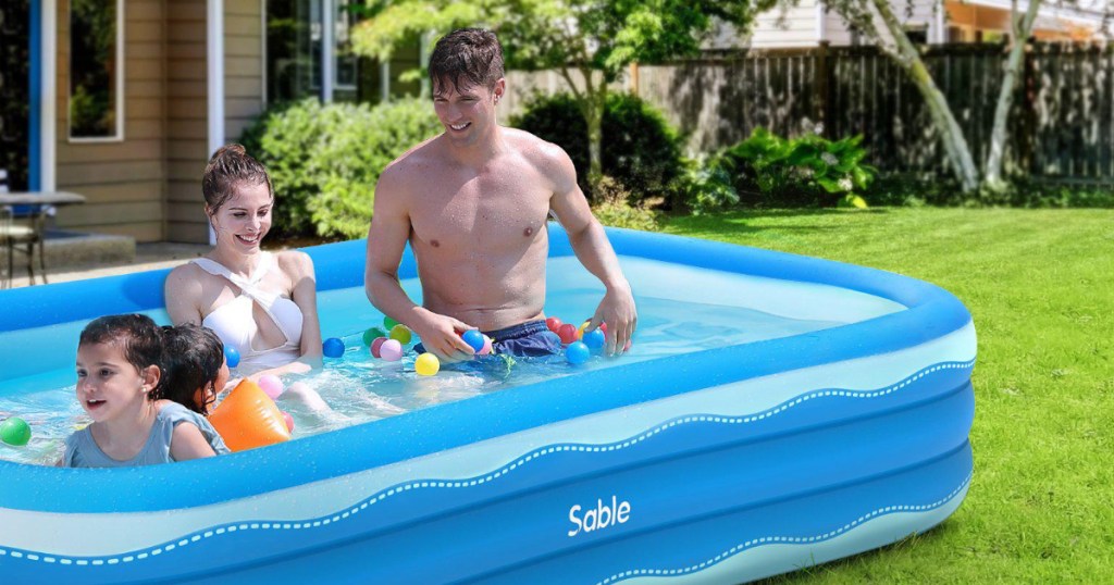 Family swimming in Sable swimming pool