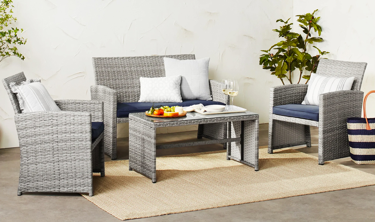 4-piece wicker patio set