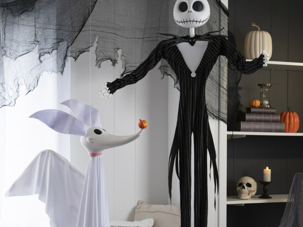 Disney 6 foot Jack Skellington Posable Hanging Halloween Decoration