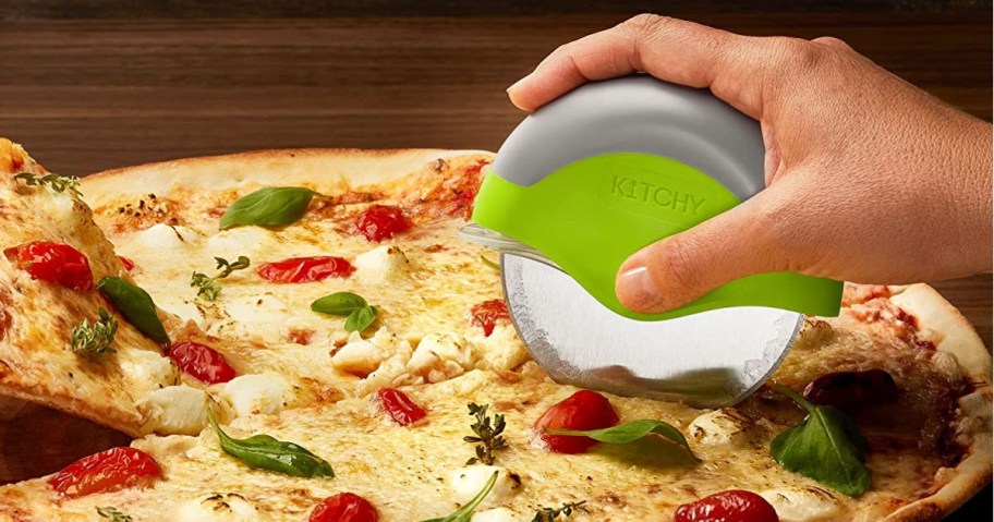 Pizza Cutter cutting pizza