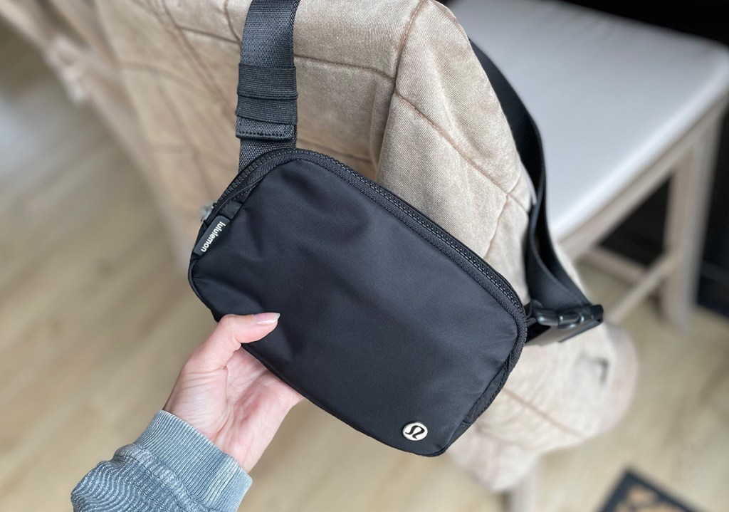 lululemon everywhere belt bag