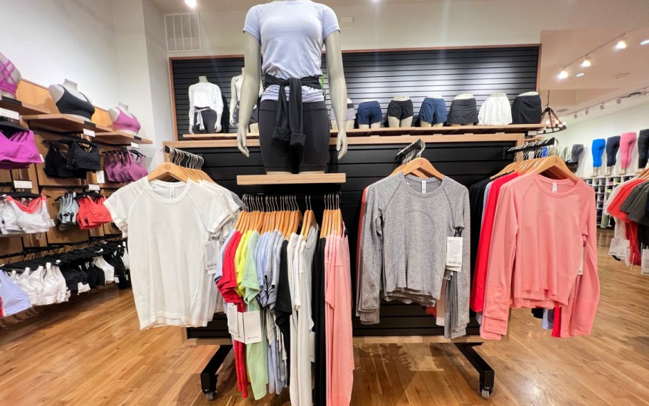lululemon store with clothing
