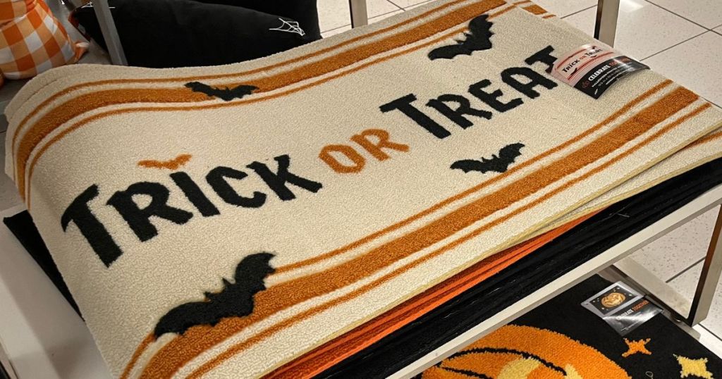 Trick or Treat Rug