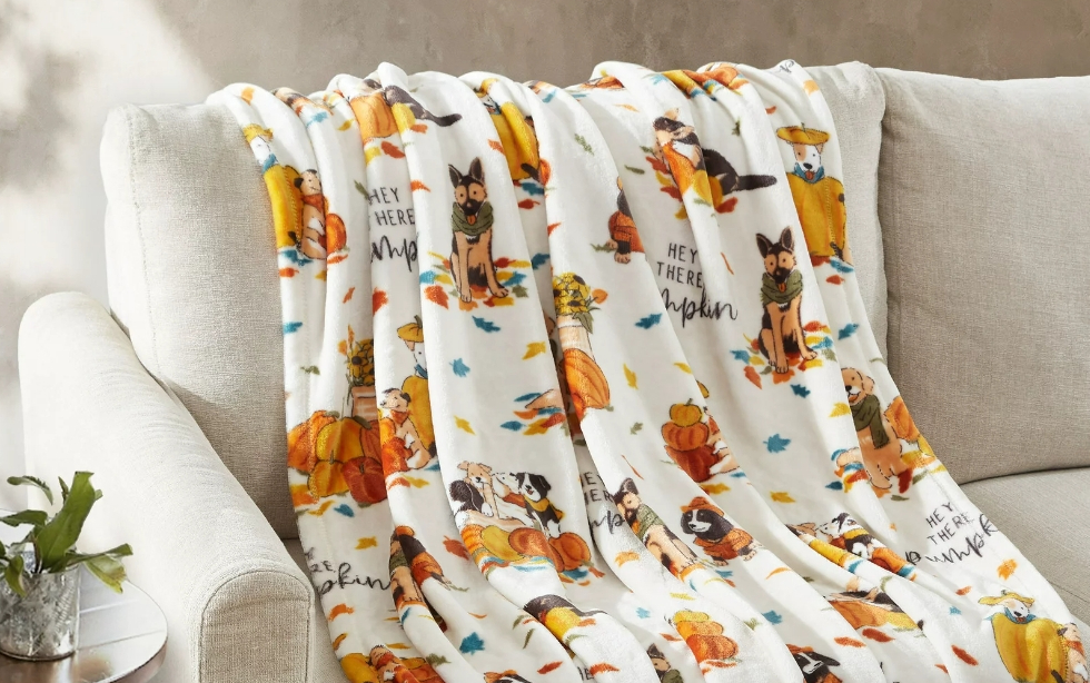 Way To Celebrate Pumpkin Dogs Throw Blanket