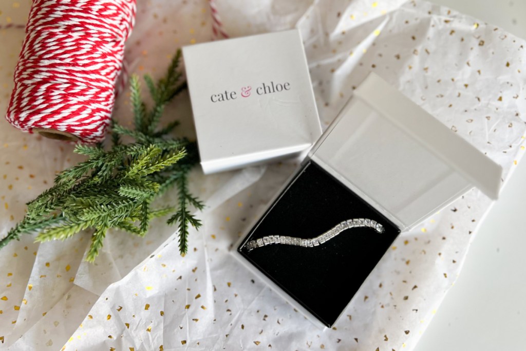 cate & chloe gift box